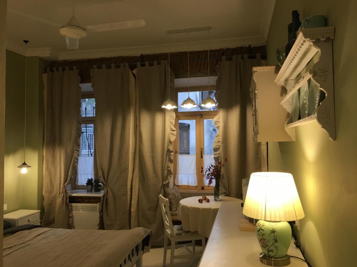 Cozy&Stylish Jonjoli Apartment Тбилиси Екстериор снимка